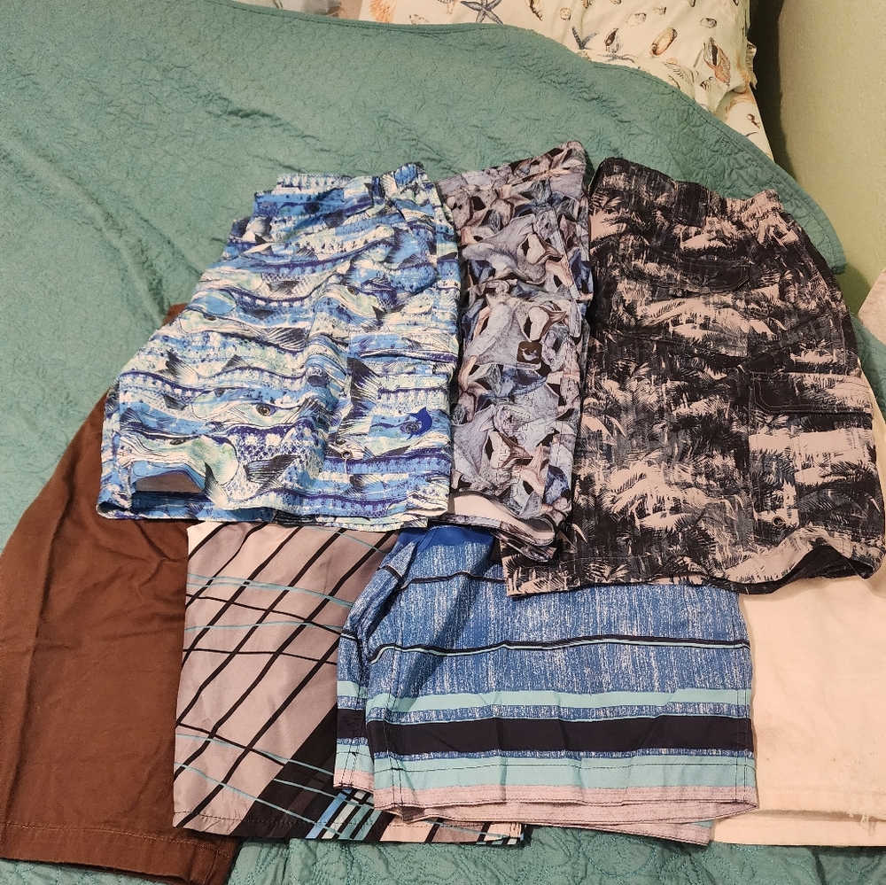 Size 40 Shorts and Swim Trunks